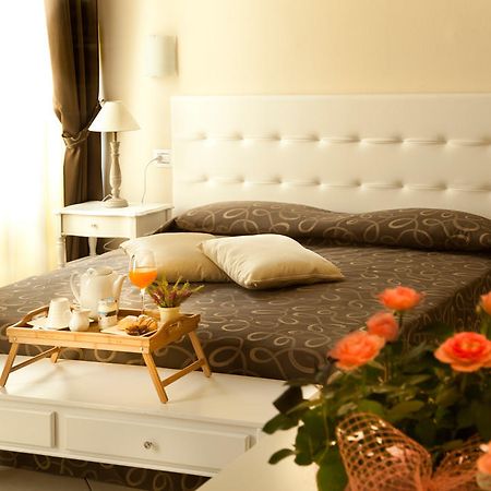 Albergo Roma ボルゴ・ヴァル・ディ・ターロ エクステリア 写真