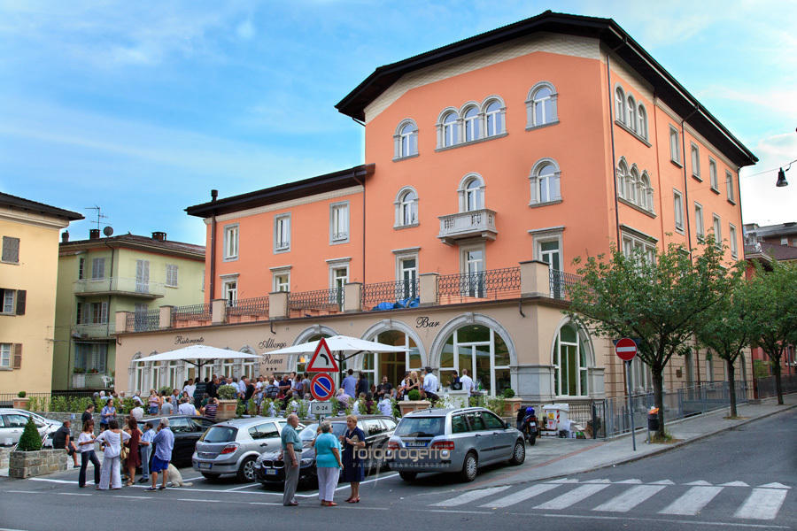 Albergo Roma ボルゴ・ヴァル・ディ・ターロ エクステリア 写真